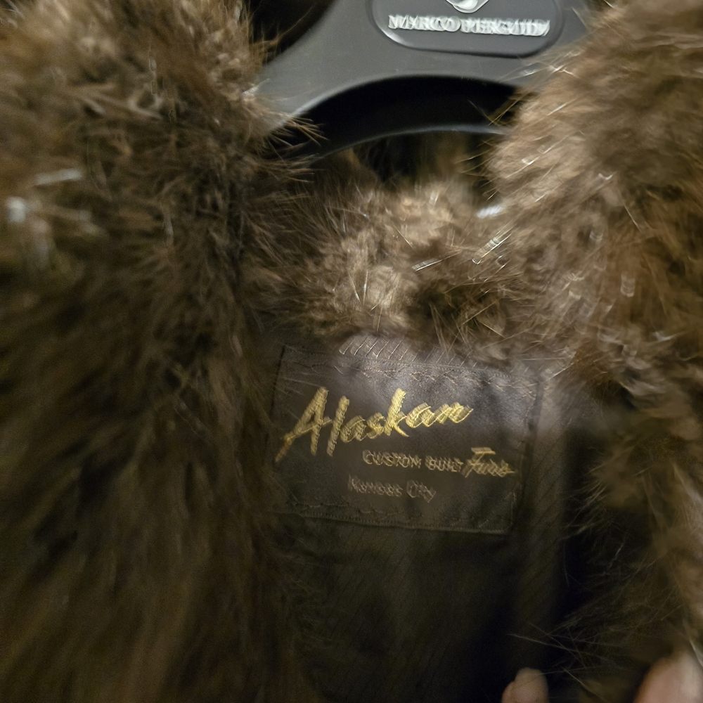 Men's Brown Fur Coat - Picture 8 of 9